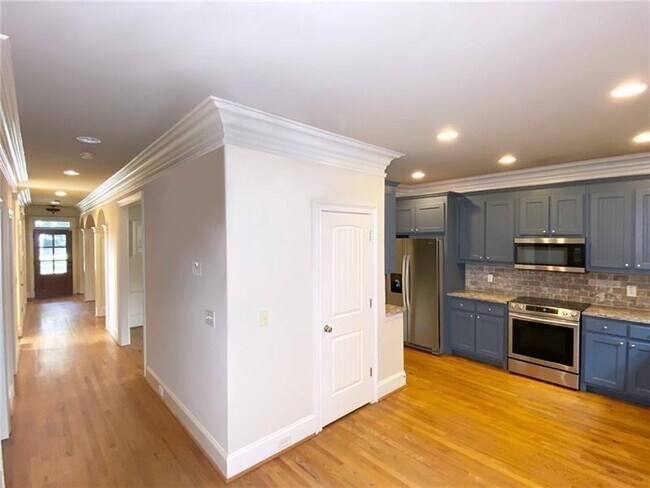 Building Photo - 286 Morgan Pl SE