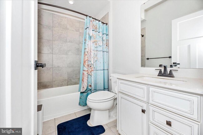 Building Photo - 6042 Fallfish Ct