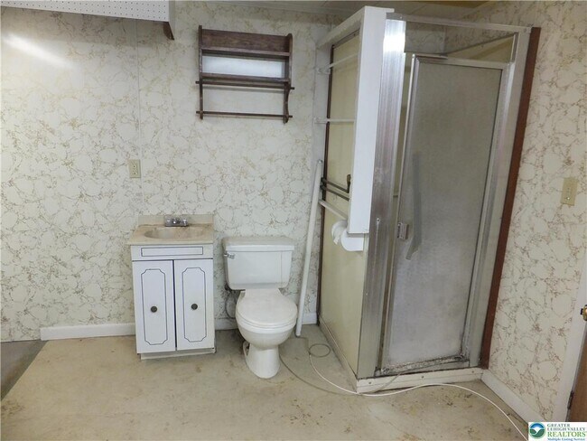 Building Photo - 3021 Rosewood Ct
