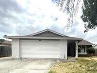 Building Photo - 2159 Greenfield Dr