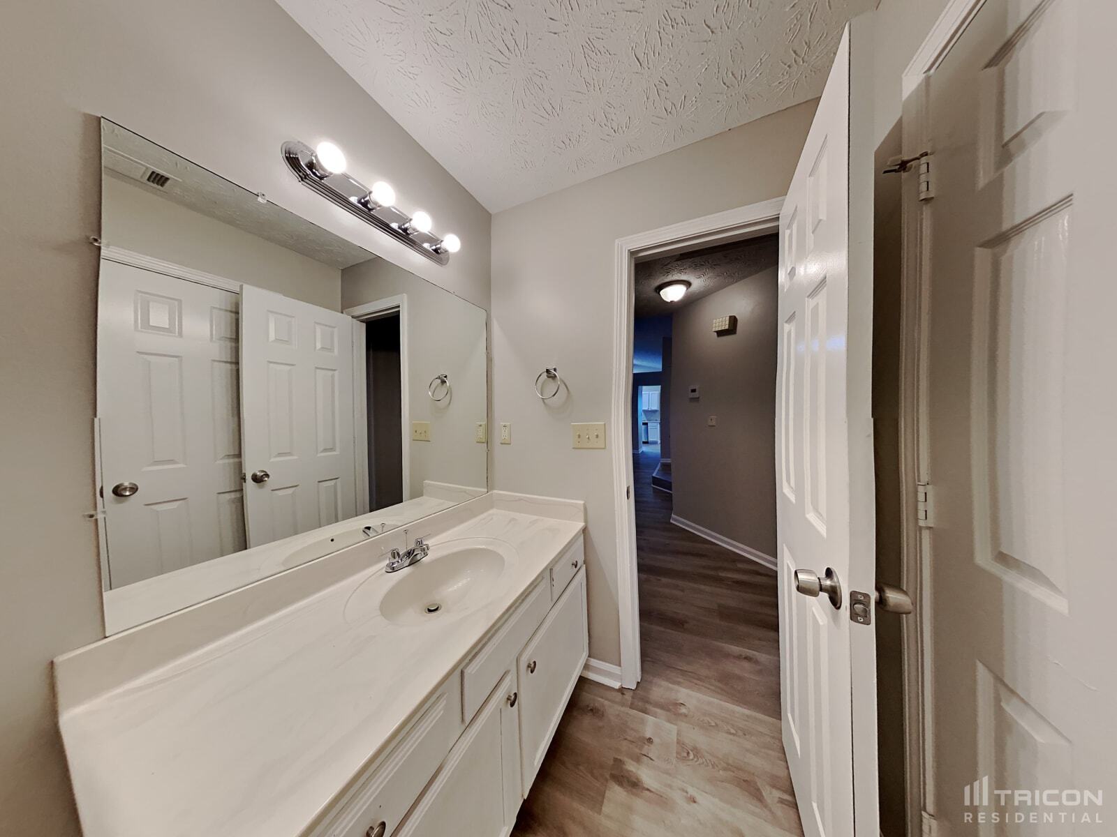 Building Photo - 3734 Windy Hill Dr SE