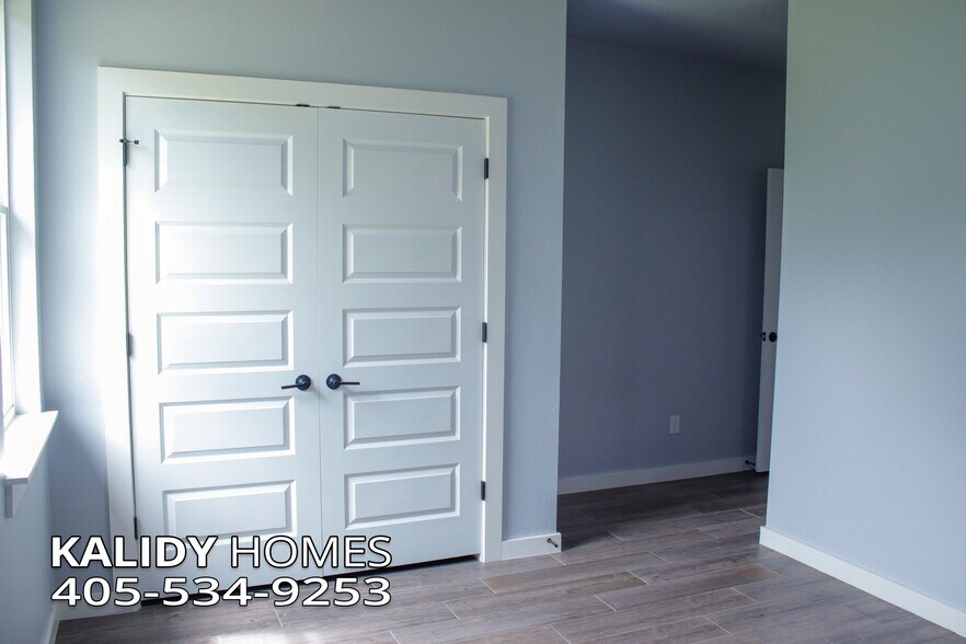 Building Photo - 1716 Kalidy Dr