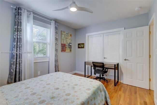 Building Photo - 1637 Cleveland St