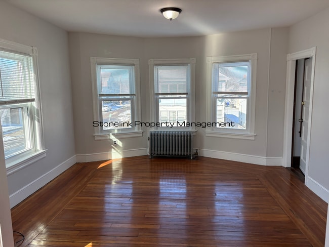 Building Photo - 125-127 Pond Street