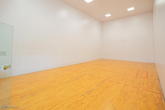 Building Photo - 1170 Wildwood Lakes Blvd