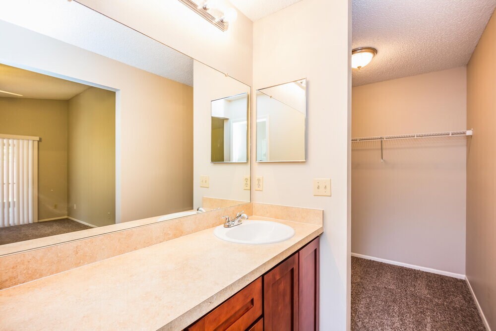 Building Photo - 5701 Longleaf Dr