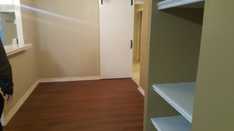 Building Photo - 3251 Rosebank Dr