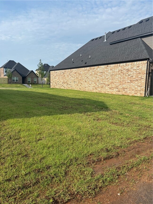 Building Photo - 3009 SW Lovely Ln
