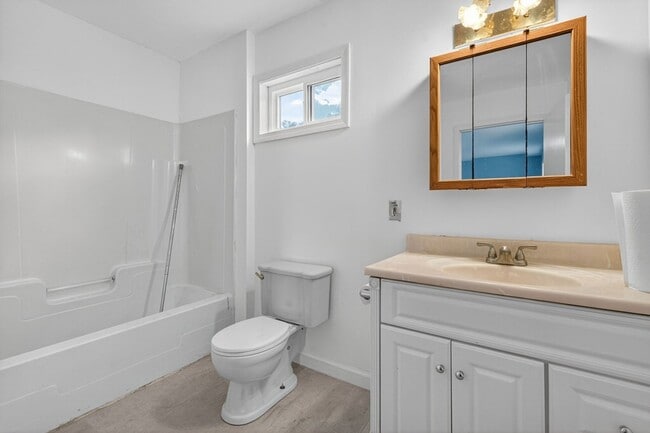 Building Photo - 132 Furnace Ave