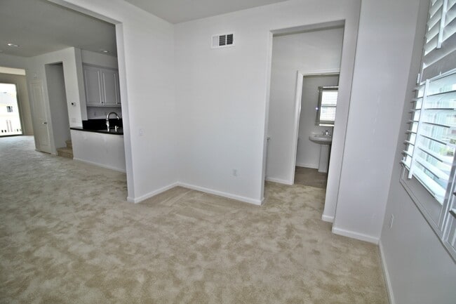 Building Photo - The Westerlies | 4 bedroom + 3.5 bathroom ...
