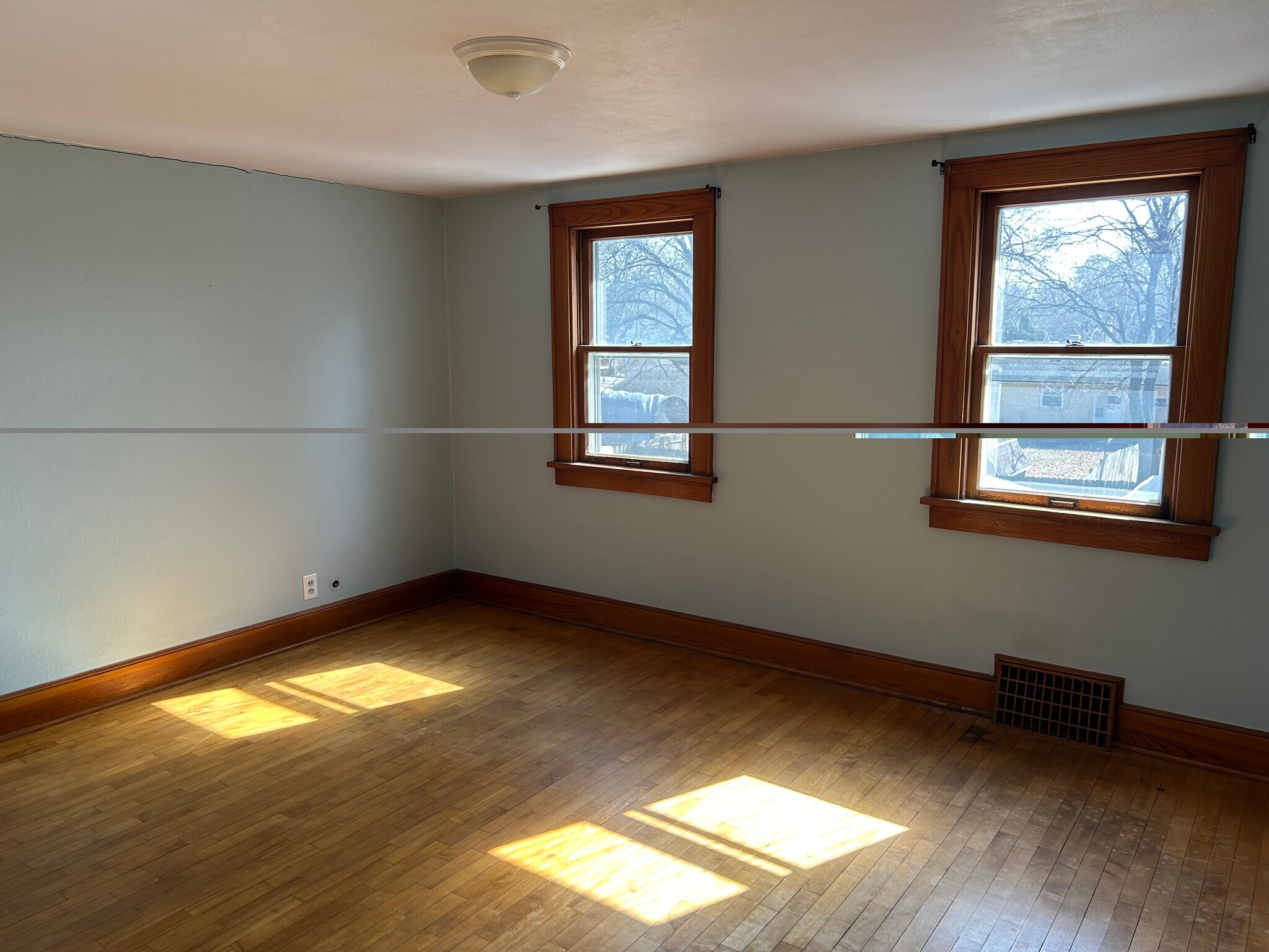 bedroom 1- has access to 2 closets - 626 George St