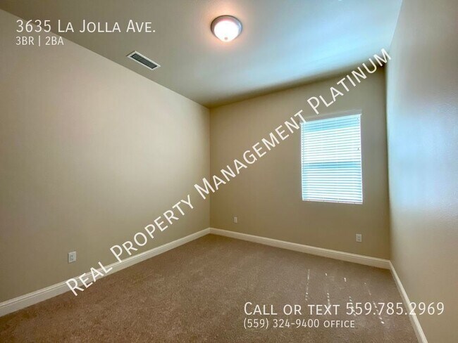 Building Photo - 3635 La Jolla Ave