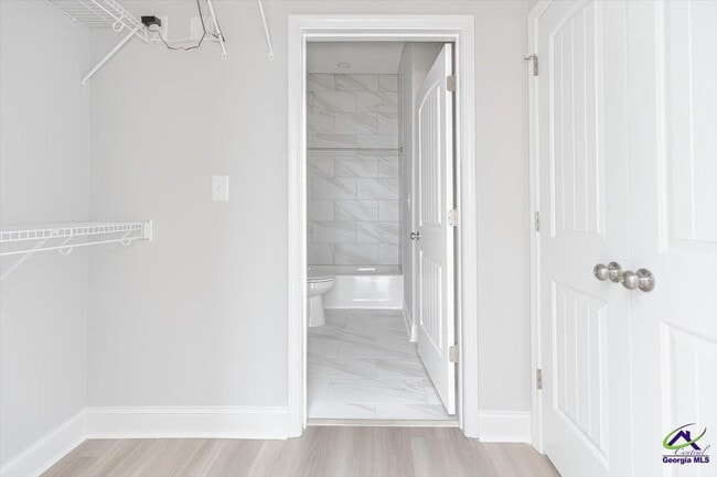 Building Photo - 1009 Northside Dr