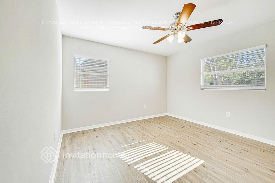 Building Photo - 1720 Newton St