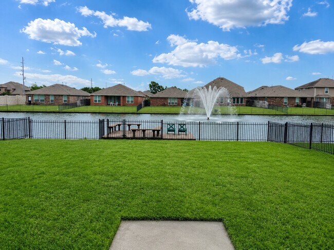 Building Photo - 29611 Yaupon Shore Dr