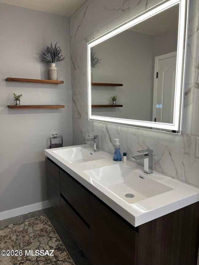 Building Photo - 8868 E Desert Lavender Pl