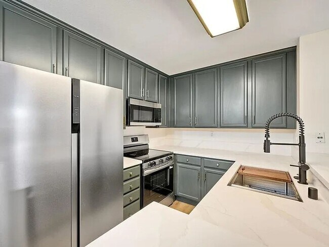 Building Photo - ***Move In Special** Allure Condo in Serra Mesa 2 Bedroom