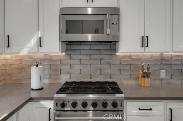 Building Photo - 22434 Berdon St