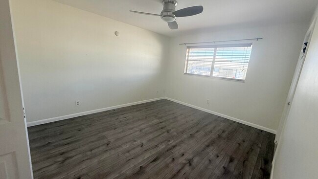 Building Photo - 905 Southridge Rd