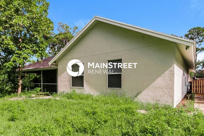 Building Photo - 3 Bedroom Pet-Friendly Home in Loxahatchee...