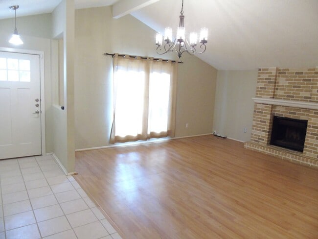 Building Photo - North Central Location