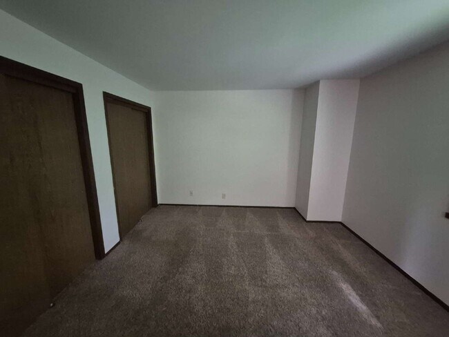 Building Photo - 21225 Mary Lynn Dr