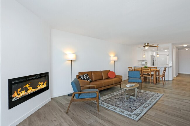 Building Photo - 1244 Seacoast Dr