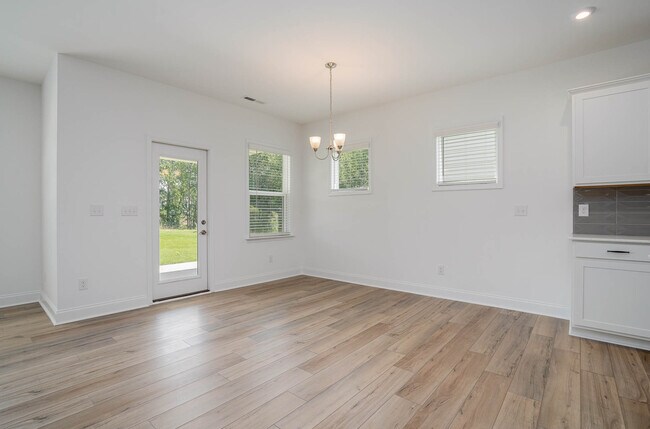 Building Photo - 19225 Yellow Birch Dr