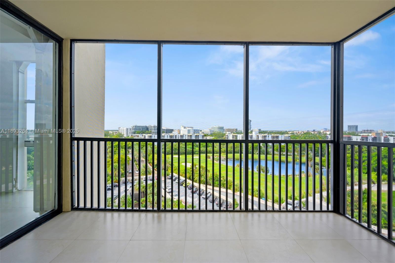 Building Photo - 20301 W Country Club Dr