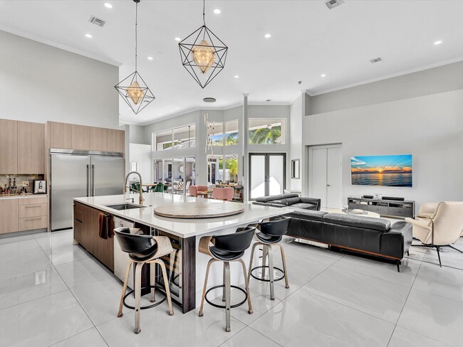 Building Photo - 6485 NW 32nd Way