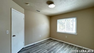 Building Photo - 2410 Gem Oak