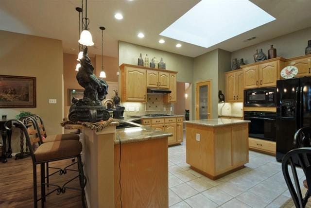 Building Photo - 1717 Flatwood Dr