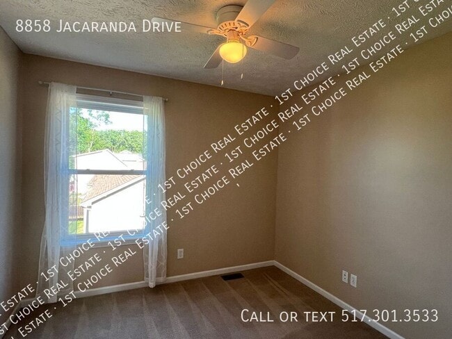Building Photo - 8858 Jacaranda Dr
