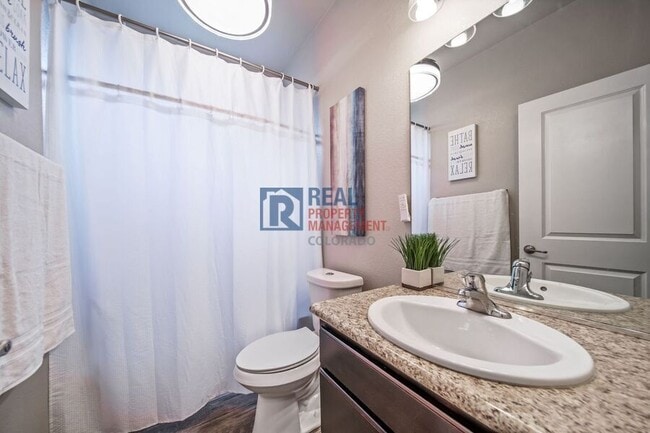 Building Photo - 1033 Traildust Dr