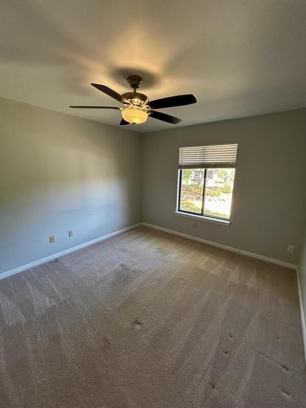 Building Photo - 218 Yellow Pine Ct