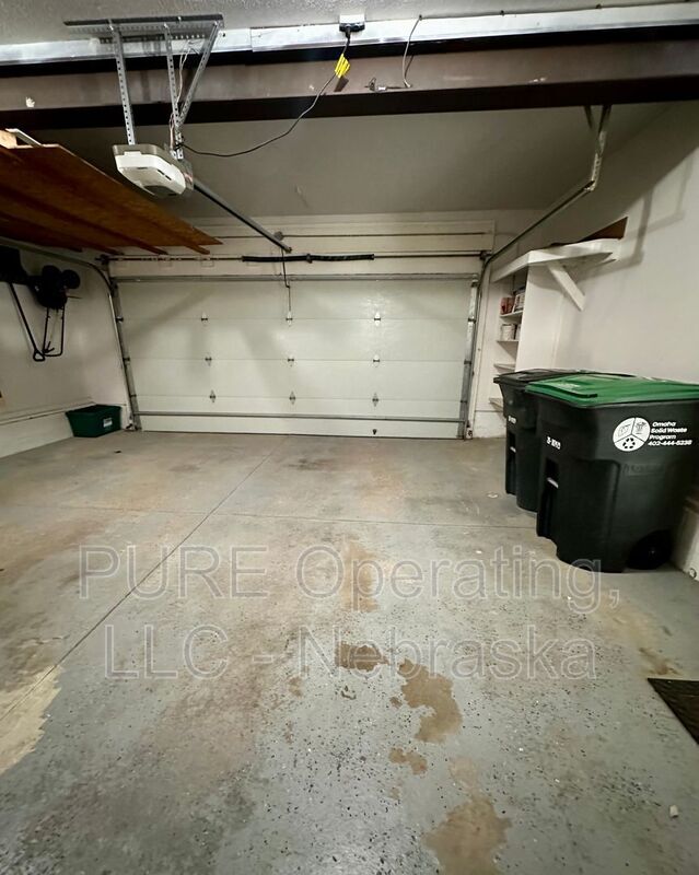 Building Photo - 5039 S 163rd Ave