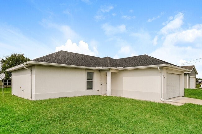 Building Photo - 1193 Venus Lp