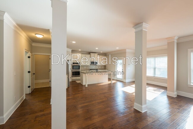 Building Photo - 2766 Hilson Commons
