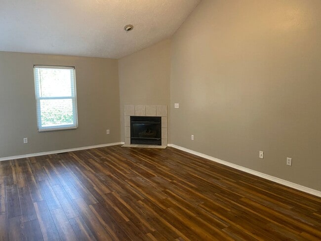 Building Photo - Beautiful House Rent to Own in the Great city of Repbulic!