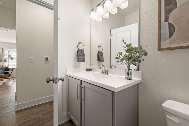 Building Photo - 6209 Dumfries Ln