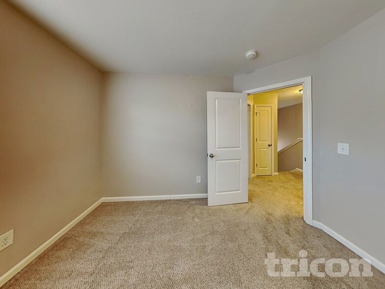 Building Photo - 143 Ridge Terrace Ln