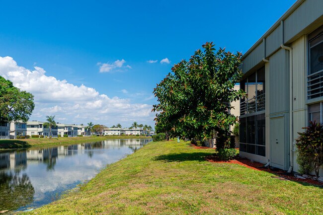 Building Photo - 314 Monaco Blvd