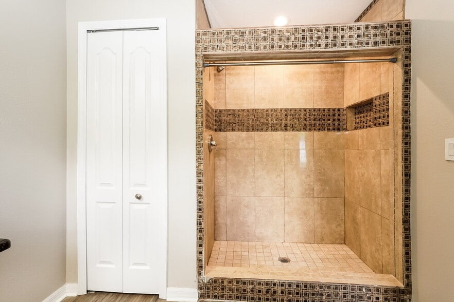 Building Photo - 4360 Spring Blossom Dr