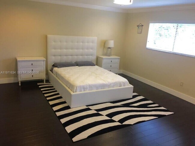 Building Photo - 8401 SW 107th Ave