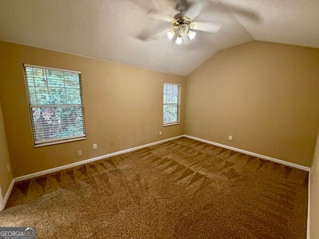 Building Photo - 808 Hillandale Ln