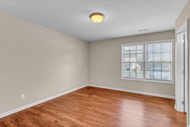 Building Photo - 555 S Old Sevierville Pike