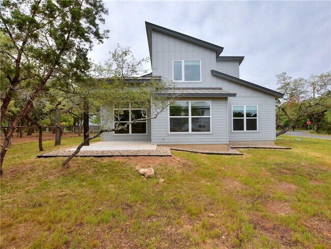 Building Photo - 16310 Forest Way