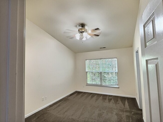 Building Photo - 2710 Wyntercrest Ln