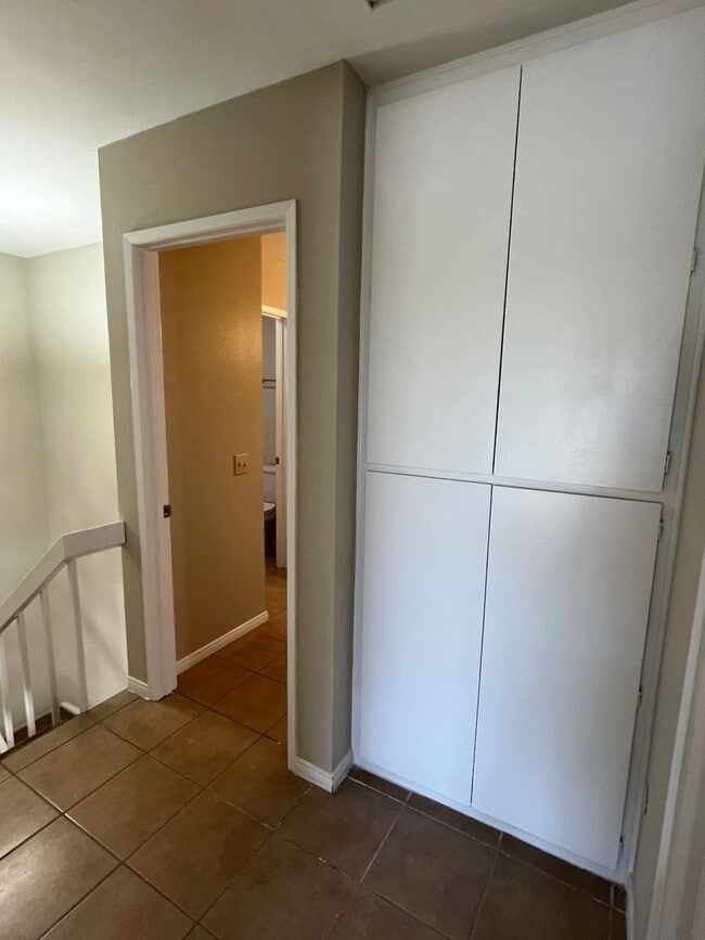 Building Photo - Upgraded 3 Bed 1.5 Bath Condo in Mira Mesa
