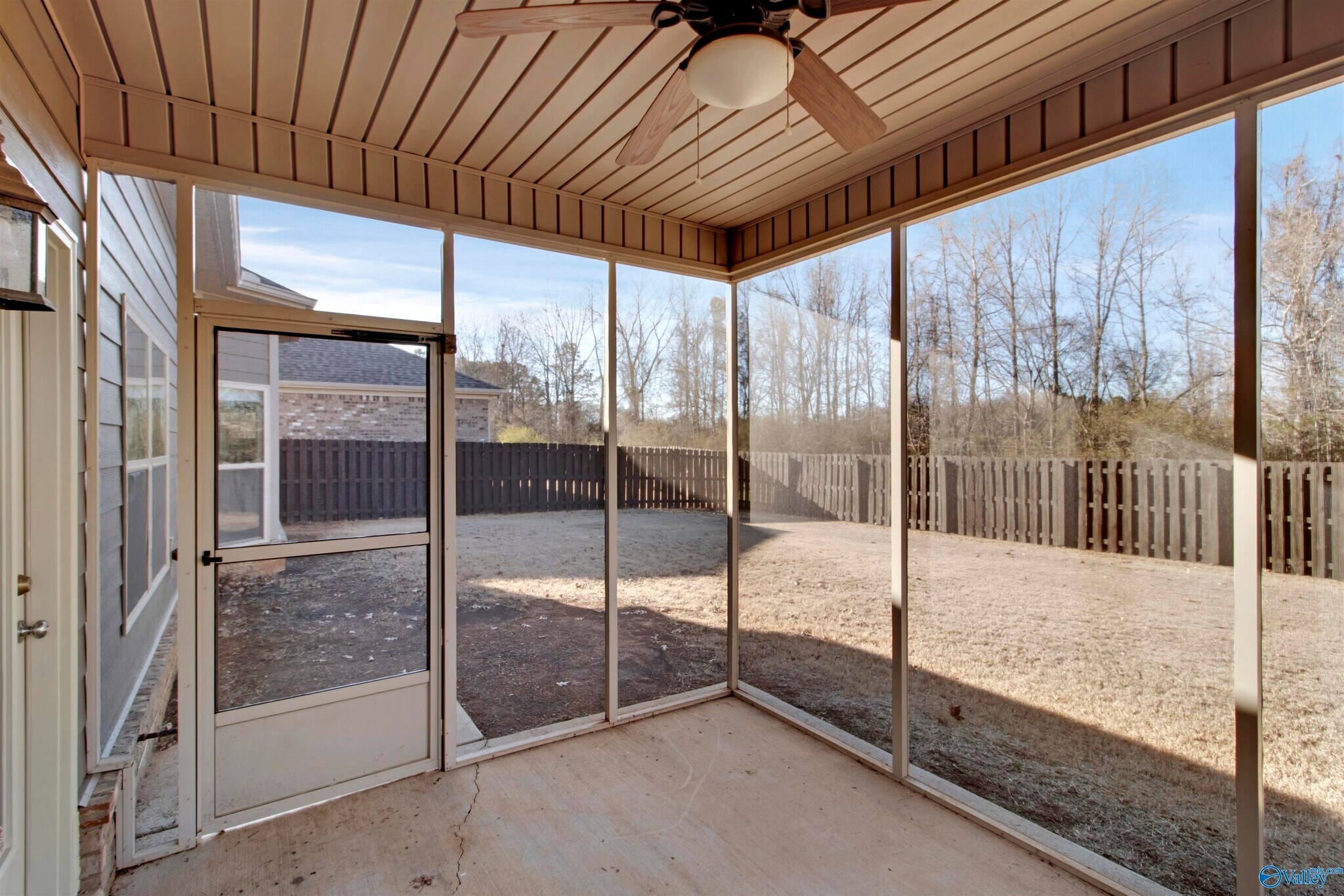 Building Photo - 110 Wolf Creek Trl SW